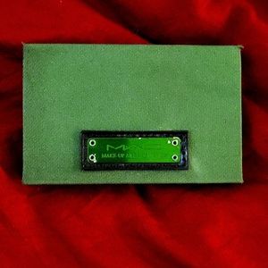 MAC Colour Forms: 5 Warm Eyes travel palette